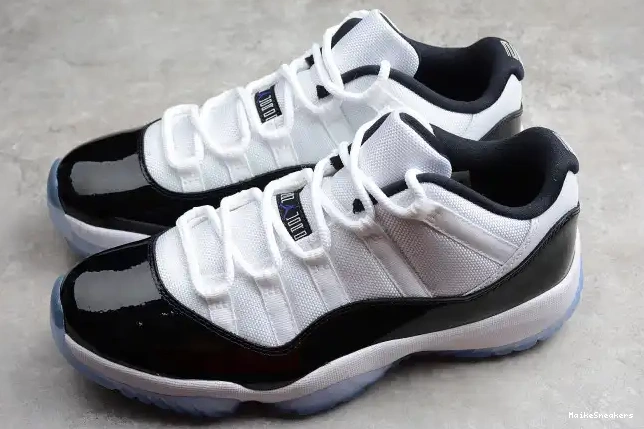 MaikeSneakers Jordan mens Low 11 Black Air Retro White  